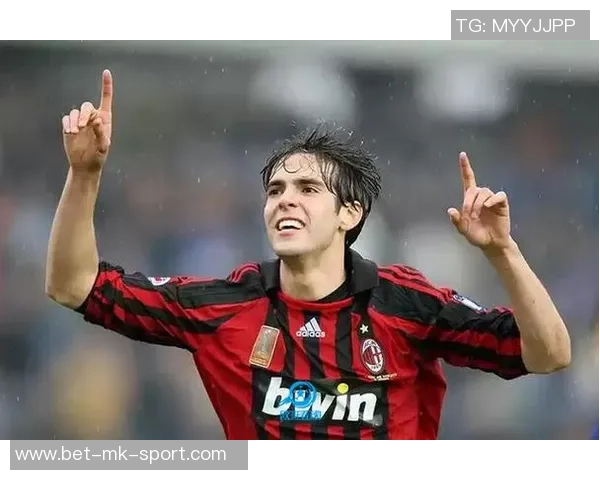 探索足球大师卡卡的独特特性与辉煌成就解析